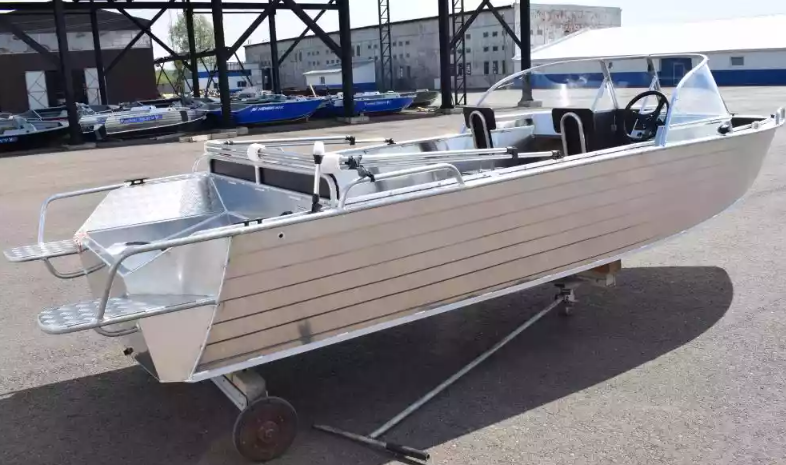 Алюминиевый катер WYATBOAT-550 DCM в Красноярске