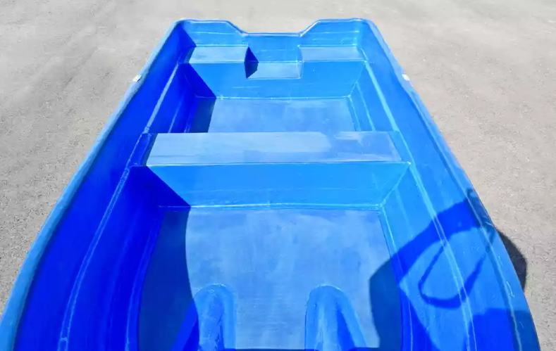 Стеклопластиковая лодка Neman-340 (тримаран) в Красноярске