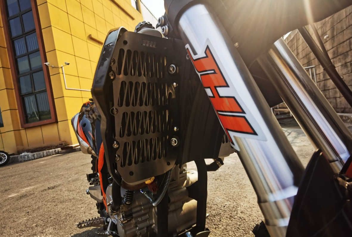 Мотоцикл JHLMOTO JHL Z6 NB300 (174MN-5) в Красноярске Мотоцикл JHLMOTO JHL Z6 NB300 (174MN-5) в Красноярске