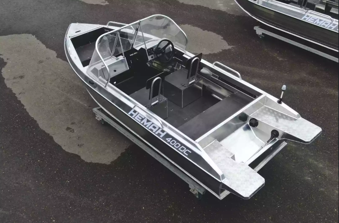 Алюминиевый катер Neman-400 DC в Красноярске Алюминиевый катер Neman-400 DC в Красноярске