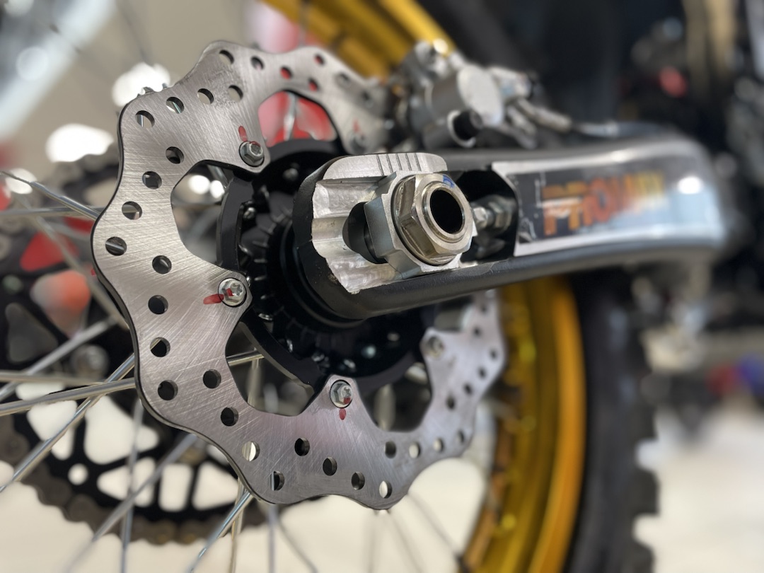 Кроссовый мотоцикл PROMAX BLACKOUT NB300 MX в Красноярске Кроссовый мотоцикл PROMAX BLACKOUT NB300 MX в Красноярске