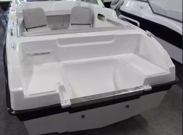 Стеклопластиковый катер Neman-500 Р в Красноярске