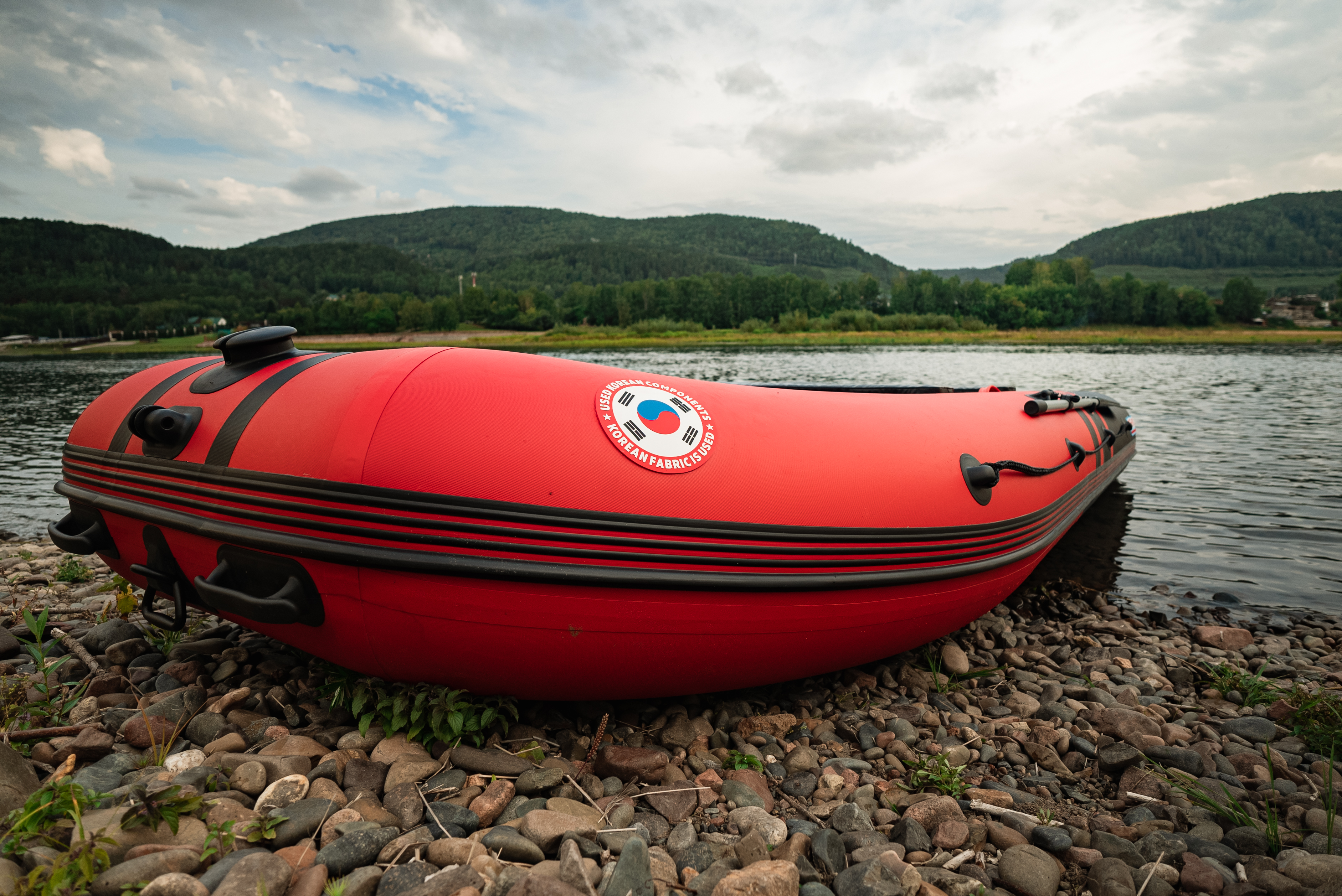 Лодка MISHIMO RIVER FJET PRO 430  под водомет в Красноярске