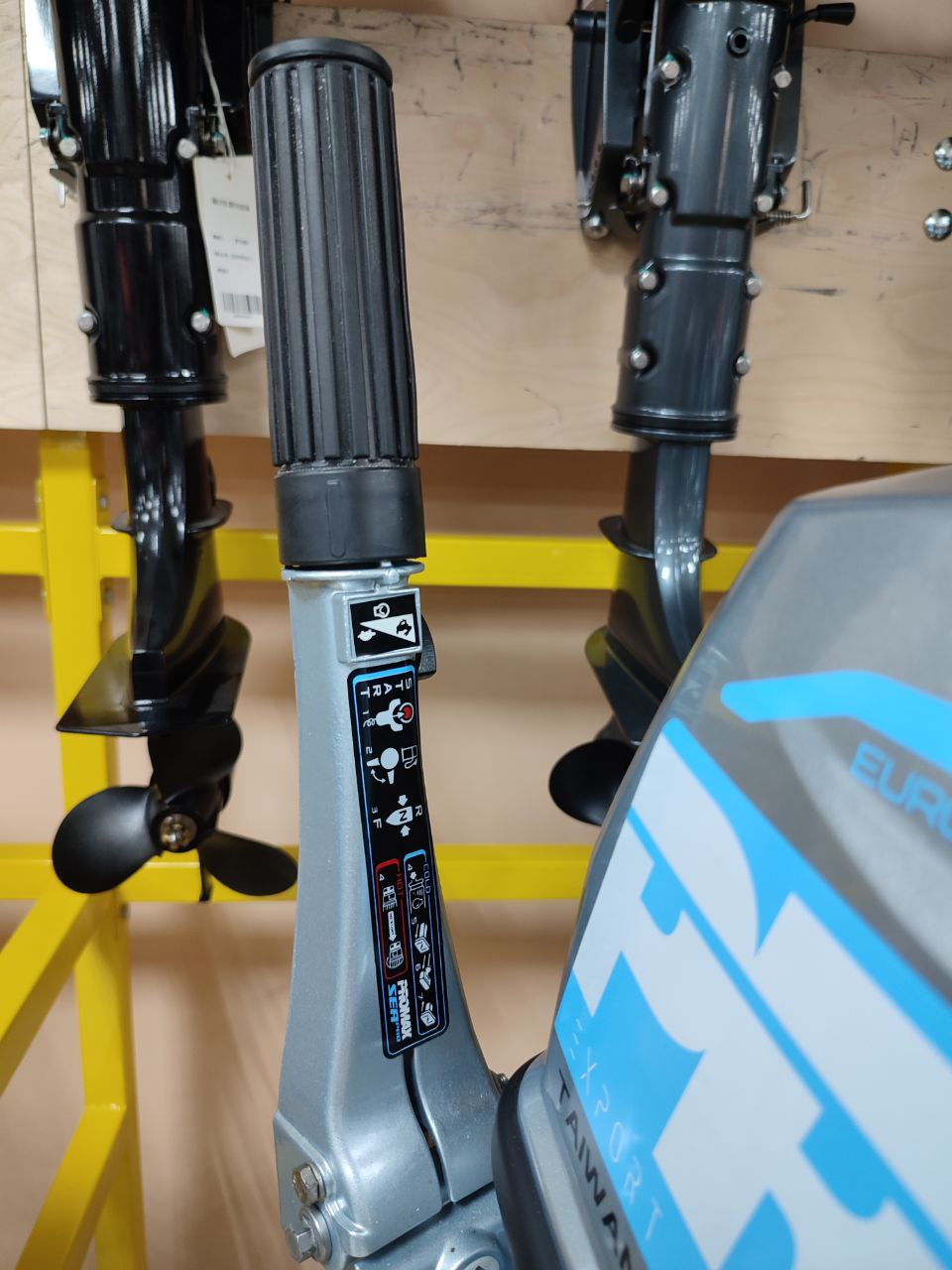 Лодочный мотор PROMAX SP9.9FHS (20) PRO в Красноярске Лодочный мотор PROMAX SP9.9FHS (20) PRO в Красноярске