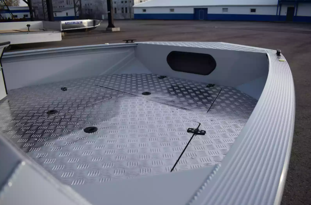 Алюминиевый катер Gold Fisher 520 DCM FISH в Красноярске Алюминиевый катер Gold Fisher 520 DCM FISH в Красноярске