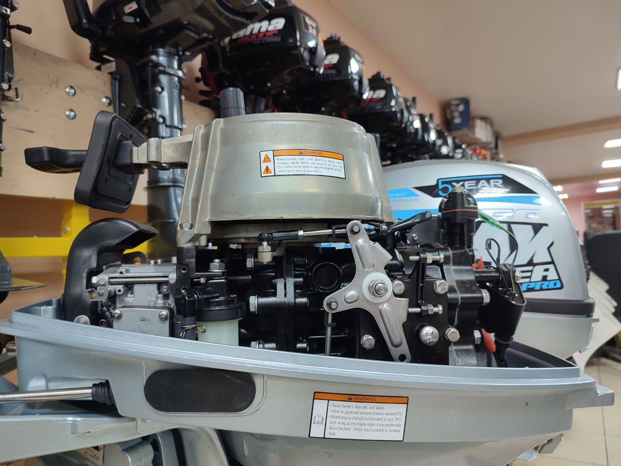 Лодочный мотор PROMAX SP9.9FHS (20) PRO в Красноярске Лодочный мотор PROMAX SP9.9FHS (20) PRO в Красноярске