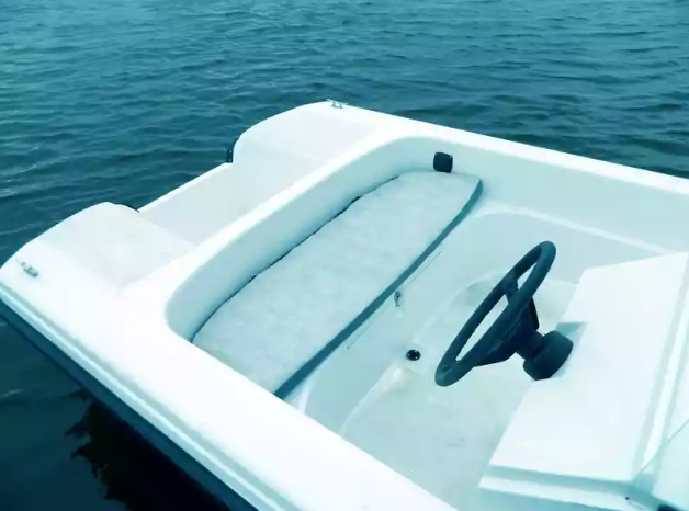 Стеклопластиковый катер Тримаран Wyatboat 430 C в Красноярске