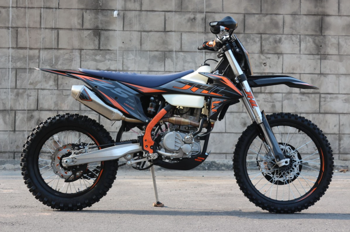 Мотоцикл JHLMOTO JHL Z6 NB300 (174MN-5) в Красноярске Мотоцикл JHLMOTO JHL Z6 NB300 (174MN-5) в Красноярске