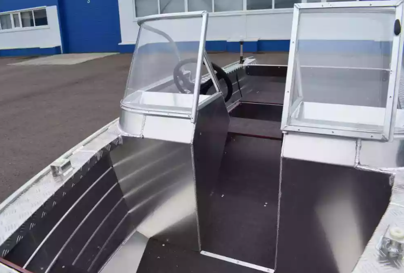 Алюминиевый катер Wyatboat-390 DCM Увеличенный борт в Красноярске