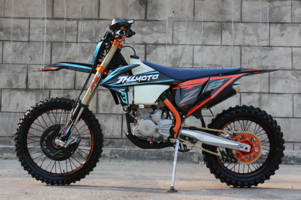 Мотоцикл JHLMOTO JHL Z6 NB300 (174MN-5) в Красноярске Мотоцикл JHLMOTO JHL Z6 NB300 (174MN-5) в Красноярске