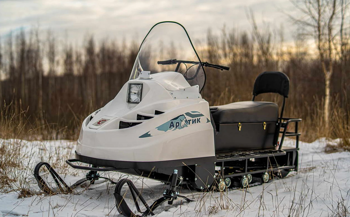 Снегоход БТС "АРКТИК 4Т" 18.5 л.с. э/зап, реверс, тормоз в Красноярске Снегоход БТС "АРКТИК 4Т" 18.5 л.с. э/зап, реверс, тормоз в Красноярске