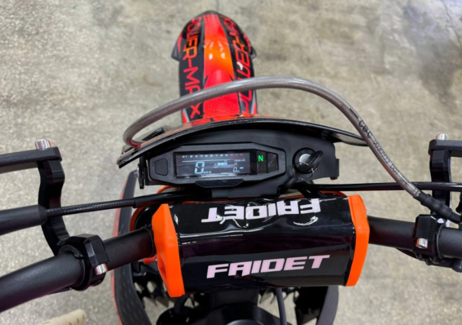 Кроссовый мотоцикл FAIDET PR300 MAX WP в Красноярске Кроссовый мотоцикл FAIDET PR300 MAX WP в Красноярске