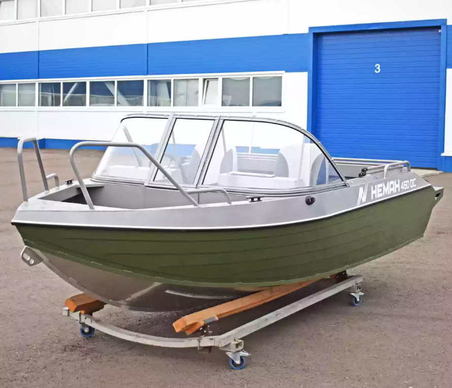 Алюминиевый катер Неман-450 DC в Красноярске Алюминиевый катер Неман-450 DC в Красноярске