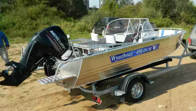 Алюминиевый катер Wyatboat-490 DCM в Красноярске Алюминиевый катер Wyatboat-490 DCM в Красноярске