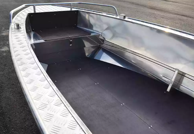 Алюминиевый катер Wyatboat-430 C в Красноярске