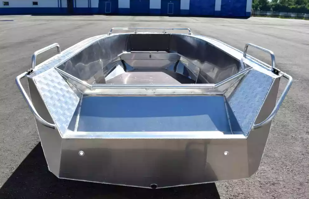 Алюминиевая лодка Wyatboat-490 P в Красноярске Алюминиевая лодка Wyatboat-490 P в Красноярске