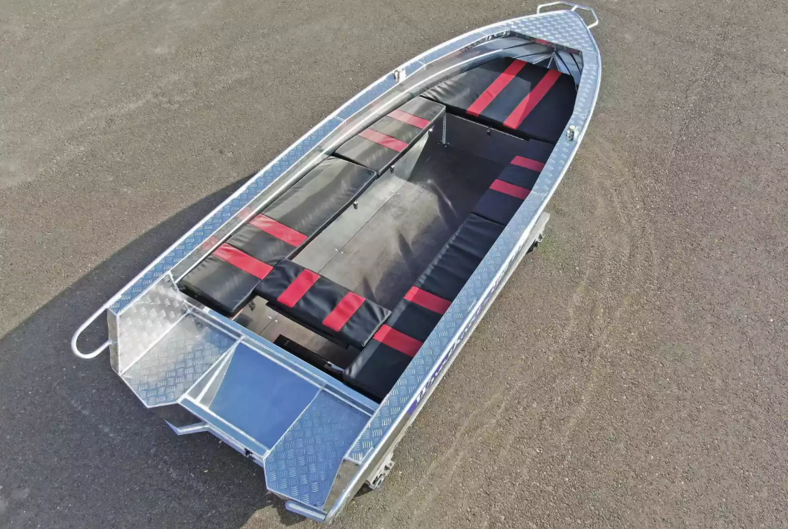 Алюминиевая лодка Wyatboat-390РМ увеличенный борт в Красноярске