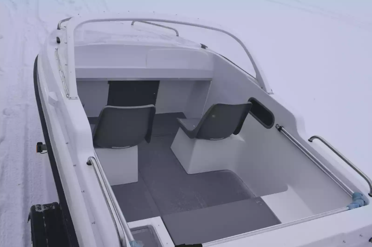 Стеклопластиковый катер Neman-450 в Красноярске