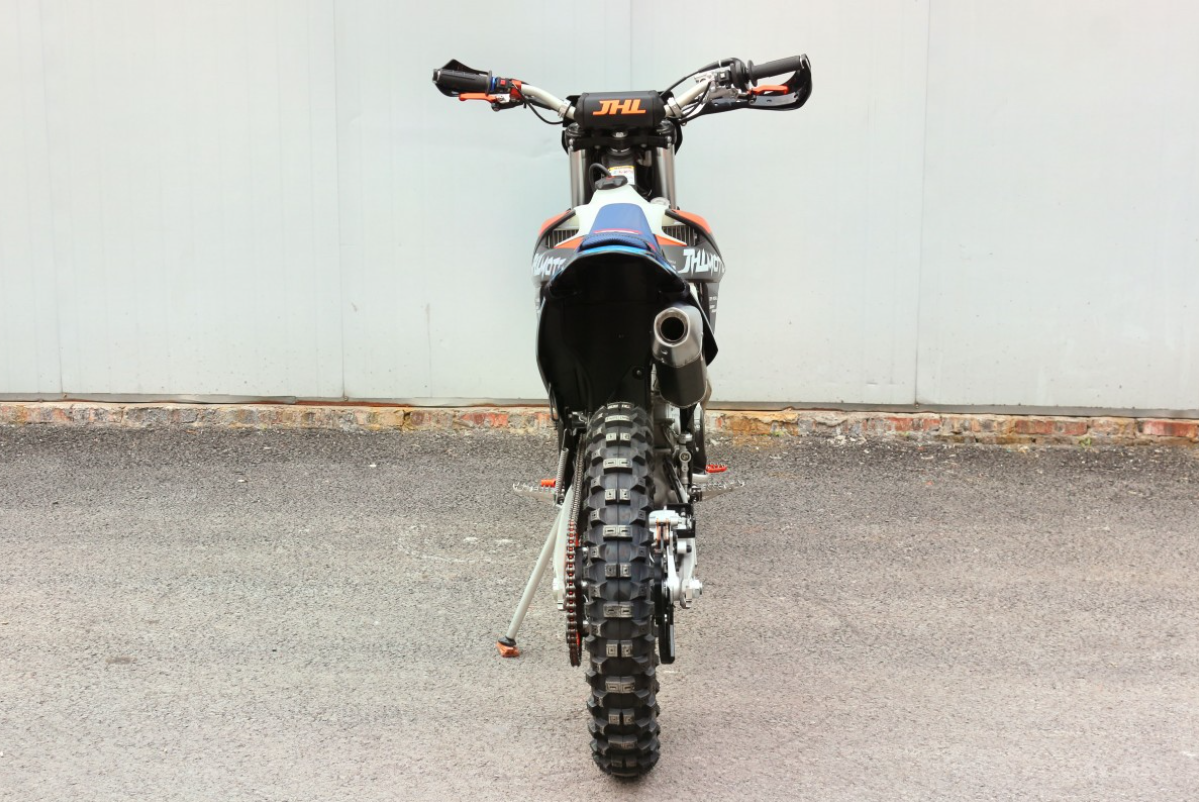 Мотоцикл JHLMOTO JHL Z7+ Otom NC300 (177MM) в Красноярске Мотоцикл JHLMOTO JHL Z7+ Otom NC300 (177MM) в Красноярске