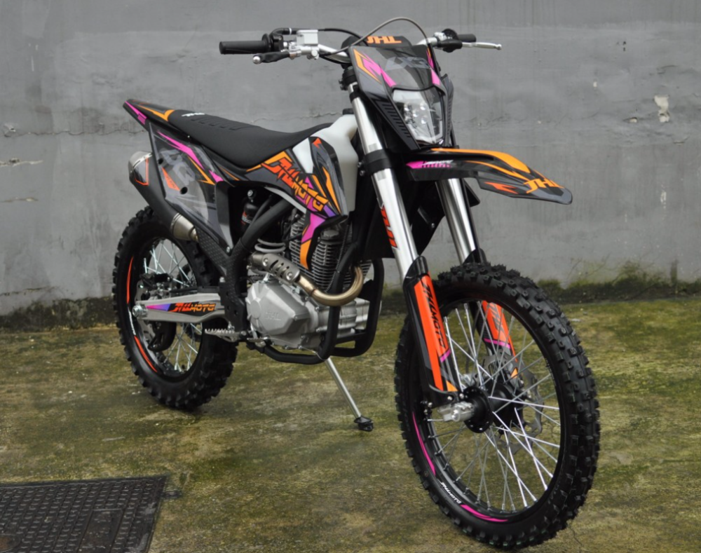 Мотоцикл JHLMOTO JHL LX3 PR300 (175FMN) в Красноярске Мотоцикл JHLMOTO JHL LX3 PR300 (175FMN) в Красноярске