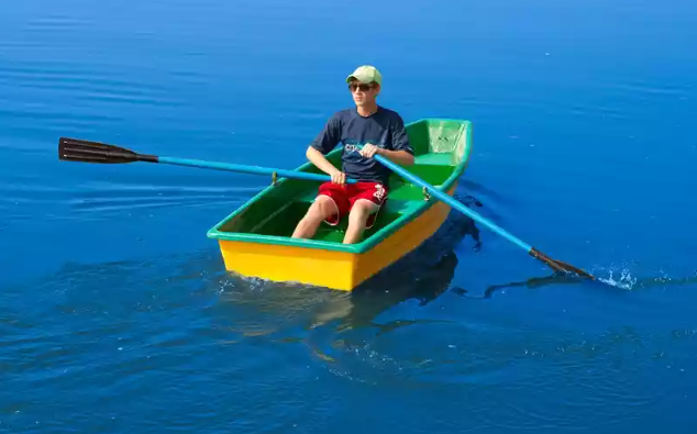 Стеклопластиковая лодка Малютка в Красноярске