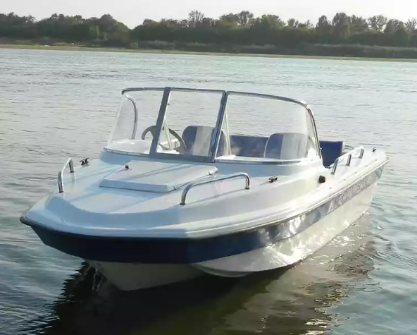 Стеклопластиковый катер Wyatboat-430 M (тримаран) в Красноярске