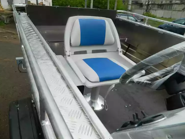 Алюминиевый катер Wyatboat-490 C в Красноярске