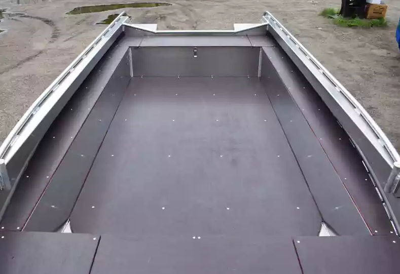 Алюминиевая лодка  Wyatboat-430 Master в Красноярске Алюминиевая лодка  Wyatboat-430 Master в Красноярске