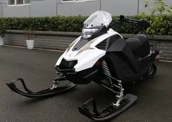 Снегоход ULAR 220 в Красноярске Снегоход ULAR 220 в Красноярске