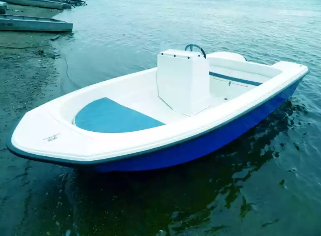 Стеклопластиковый катер Тримаран Wyatboat 430 C в Красноярске