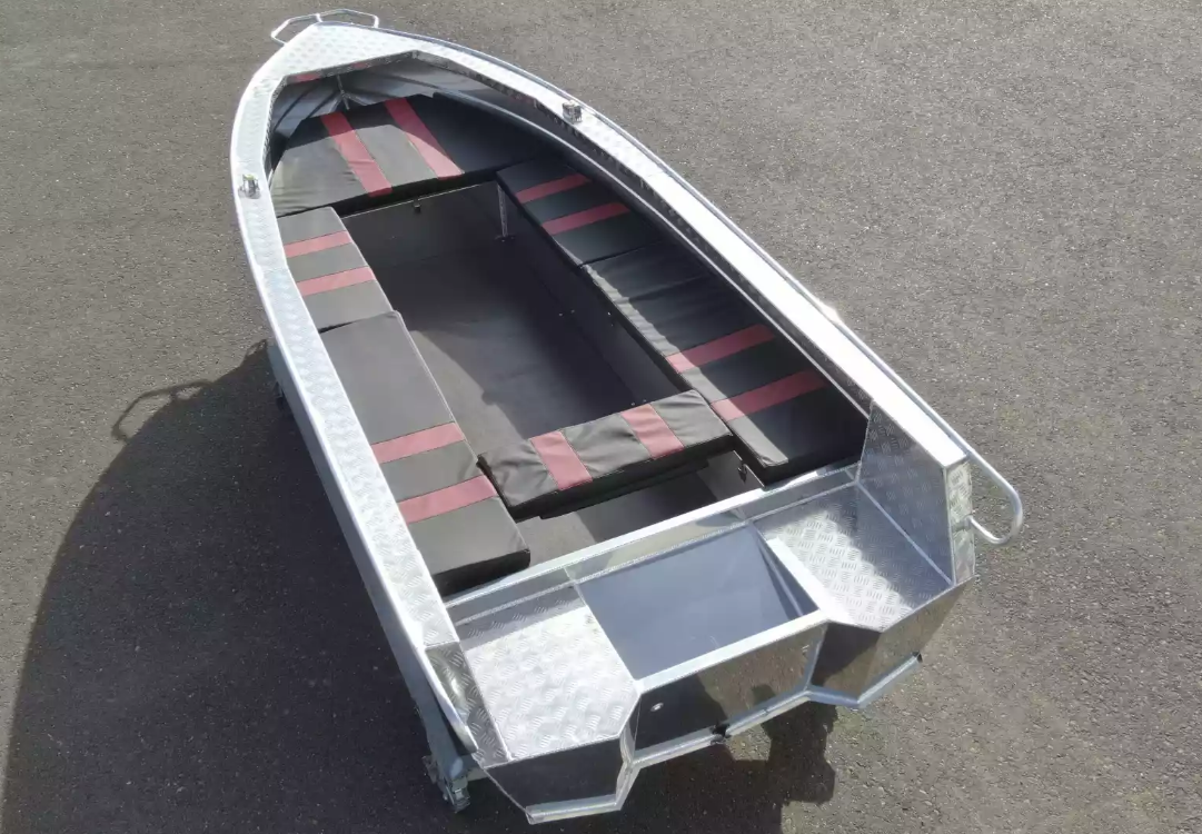 Алюминиевая лодка Wyatboat-390РМ увеличенный борт в Красноярске