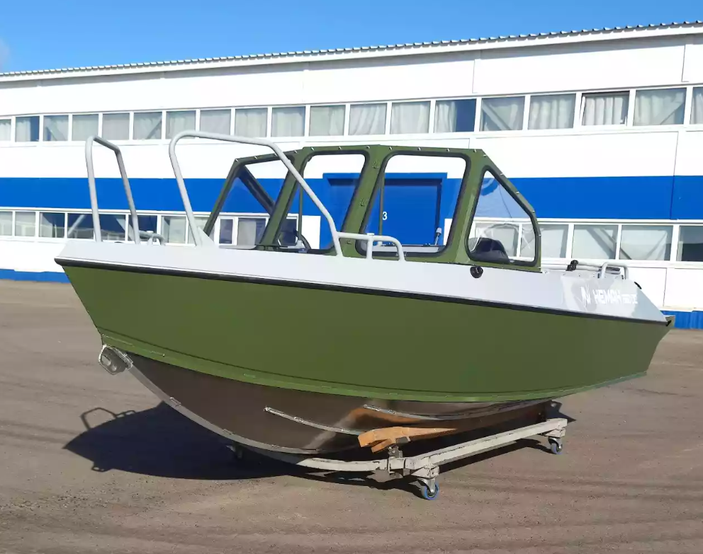 Алюминиевый катер Неман-550 DC Pro в Красноярске Алюминиевый катер Неман-550 DC Pro в Красноярске