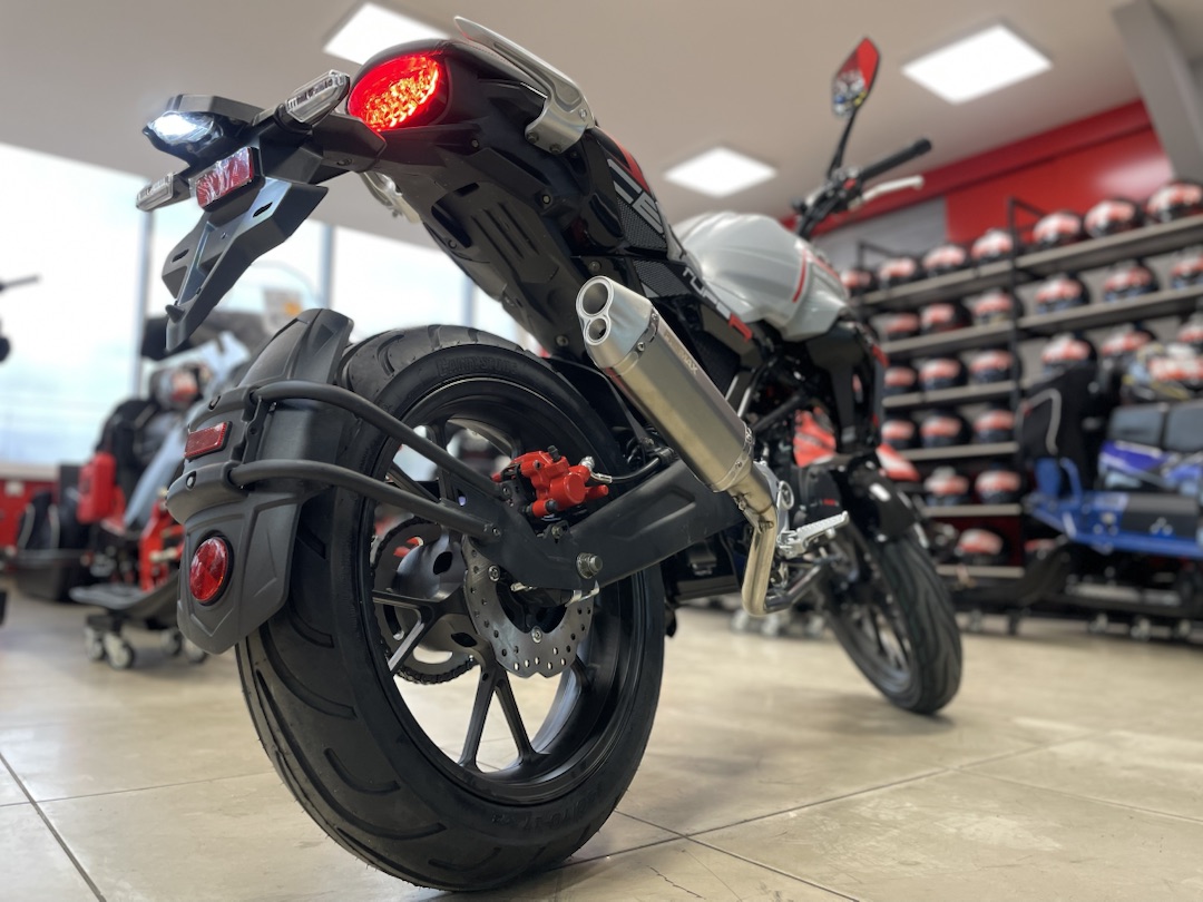 Мопед PROMAX CB150R (49) в Красноярске Мопед PROMAX CB150R (49) в Красноярске
