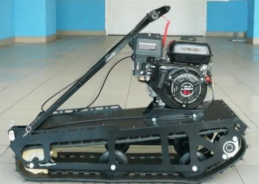 Мотобуксировщик XTREME-MOTORS "Конек-Горбунок" 6.5 л.с. в Красноярске Мотобуксировщик XTREME-MOTORS "Конек-Горбунок" 6.5 л.с. в Красноярске