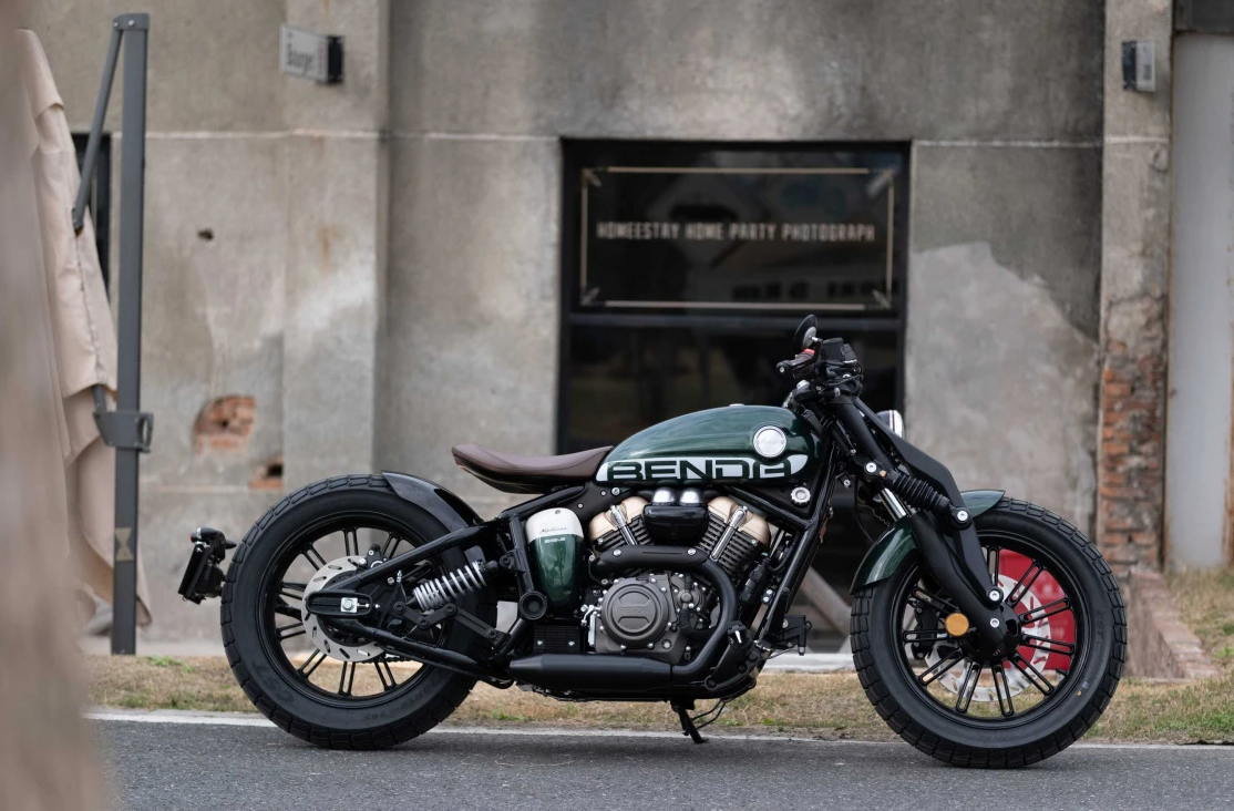 Мотоцикл Benda Napoleon 250 в Красноярске Мотоцикл Benda Napoleon 250 в Красноярске