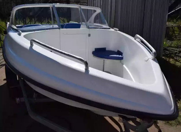 Стеклопластиковый катер Neman-450 Open в Красноярске