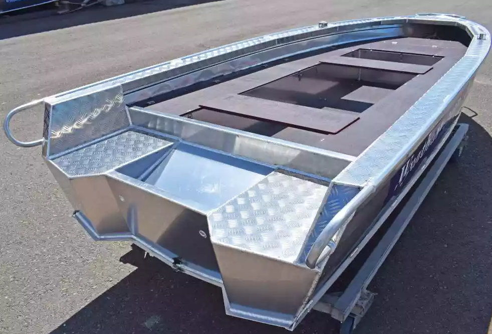 Алюминиевая лодка Wyatboat-390РМ в Красноярске