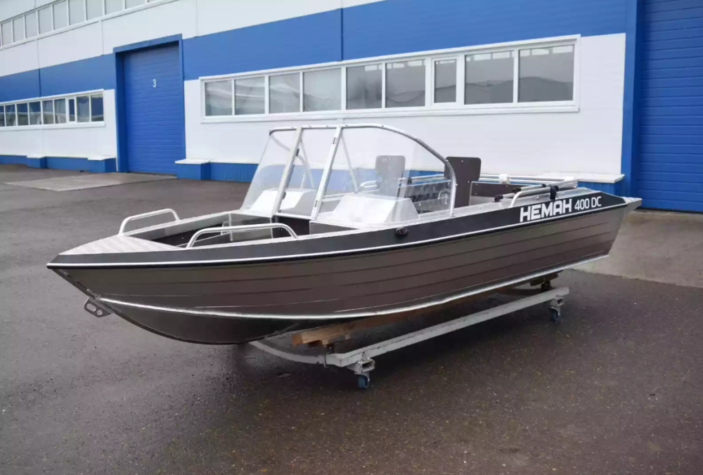 Алюминиевый катер Neman-400 DC в Красноярске Алюминиевый катер Neman-400 DC в Красноярске