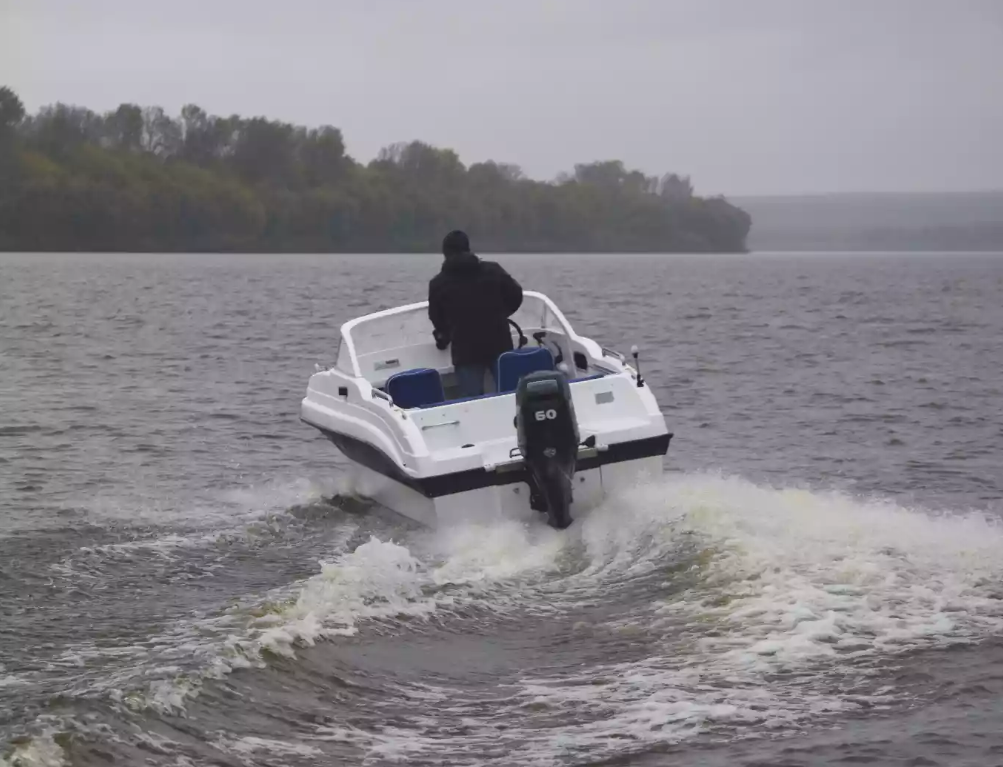 Стеклопластиковый катер Neman-500 Р в Красноярске