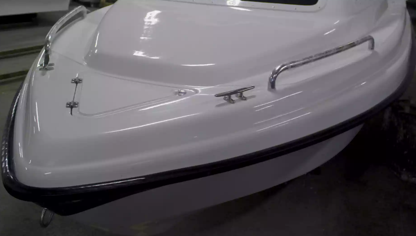 Стеклопластиковый катер Neman-500 в Красноярске Стеклопластиковый катер Neman-500 в Красноярске