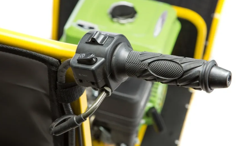 Мотобуксировщик LEBEDEV MOTORS РЕКС RA380 в Красноярске Мотобуксировщик LEBEDEV MOTORS РЕКС RA380 в Красноярске