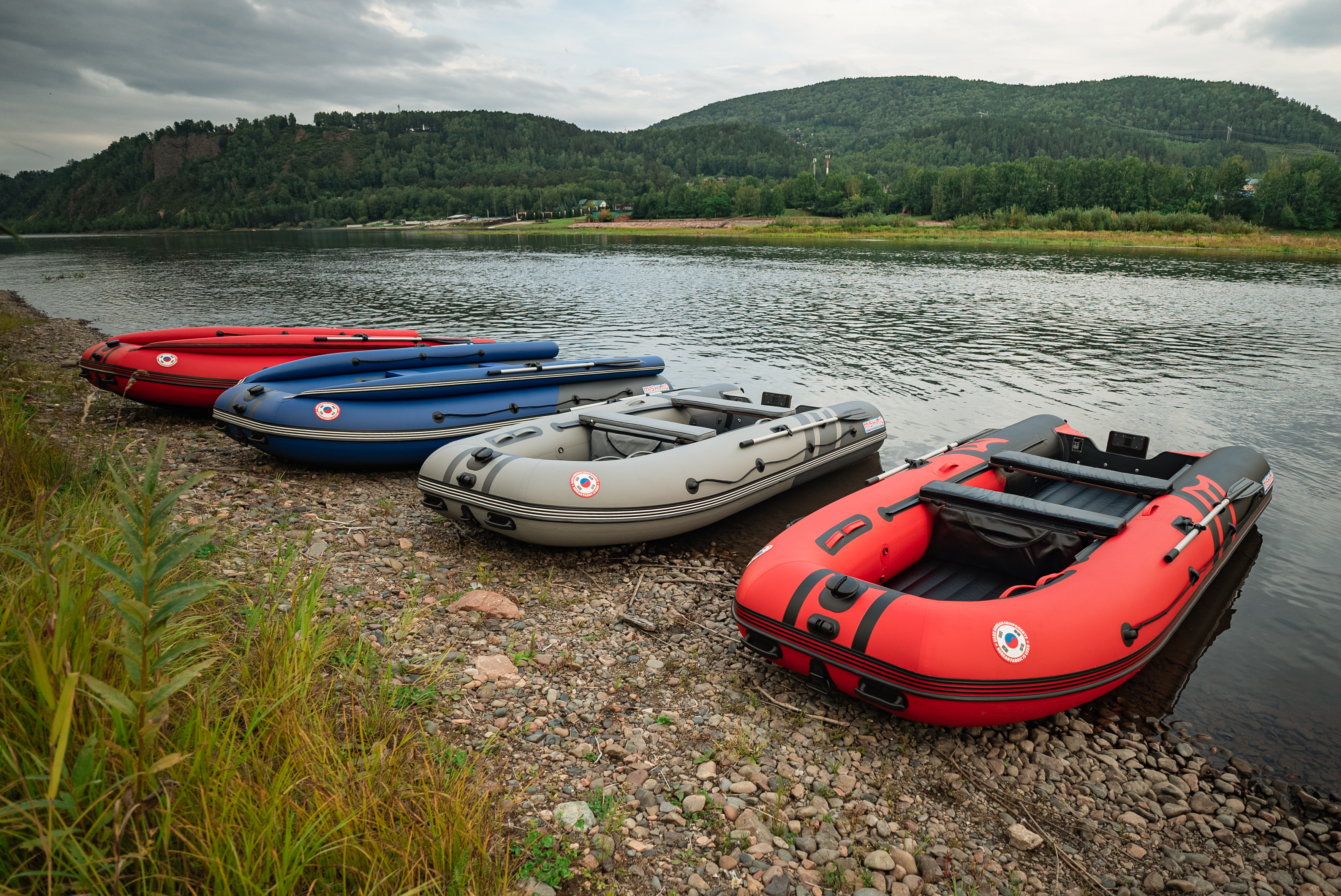 Лодка MISHIMO RIVER FJET PRO 430  под водомет в Красноярске