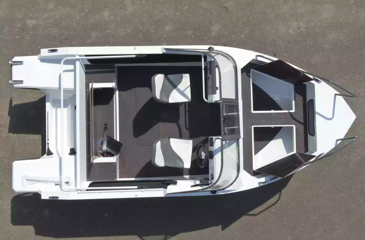 Алюминиевый катер Неман-450 DC NEW в Красноярске