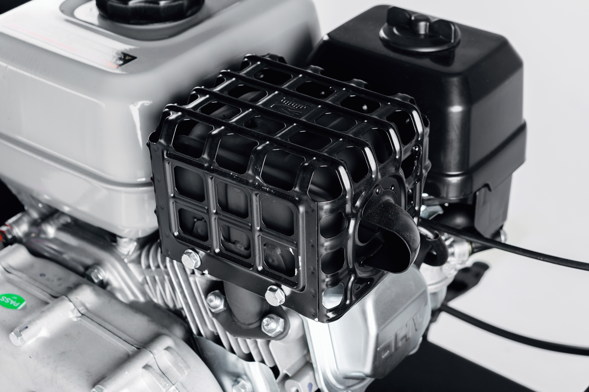 МОТОБУКСИРОВЩИК IKUDZO 1100/380 К7 в Красноярске МОТОБУКСИРОВЩИК IKUDZO 1100/380 К7 в Красноярске