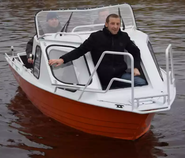 Алюминиевый катер Неман-500 (каютный) в Красноярске