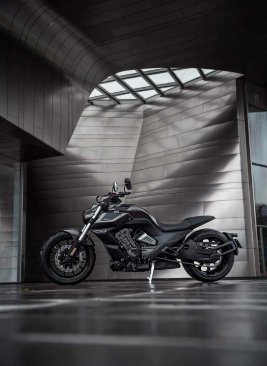 Мотоцикл Benda LFC 700 Pro в Красноярске Мотоцикл Benda LFC 700 Pro в Красноярске