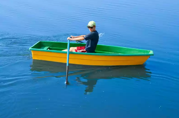 Стеклопластиковая лодка Малютка в Красноярске