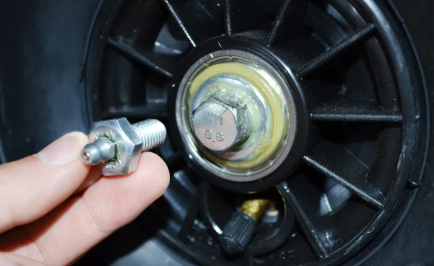 Мотобуксировщик вездеход KOiRA T9 R (понижающий редуктор) в Красноярске Мотобуксировщик вездеход KOiRA T9 R (понижающий редуктор) в Красноярске