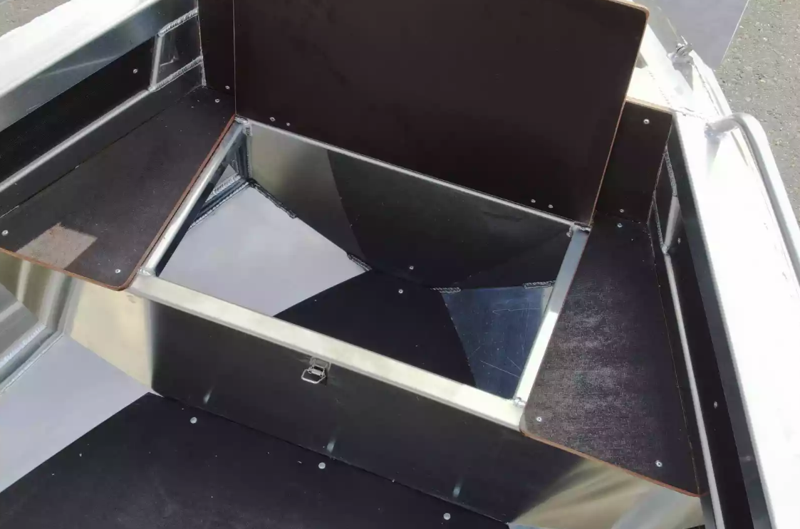 Алюминиевая лодка  Неман-480 Р в Красноярске