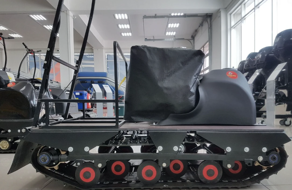 Мотобуксировщик PAXUS 650 AVANT 13 л.с. HONDA в Красноярске Мотобуксировщик PAXUS 650 AVANT 13 л.с. HONDA в Красноярске